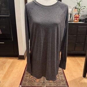 Tek Gear Dark Gray Long Sleeve Women's Tee
